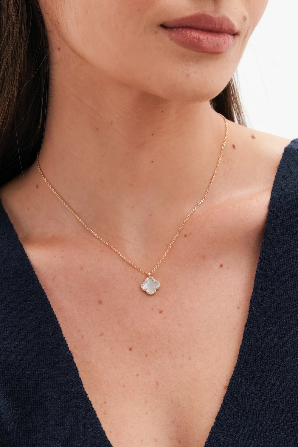 Jon Richard Gold Plated & Mother of Pearl Clover Pendant Necklace - One Size Image 1