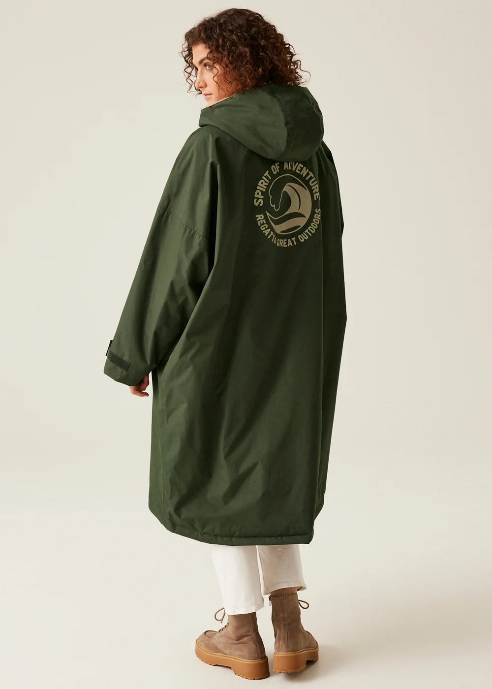 Regatta Dark Khaki Adult Waterproof Robe with Hydrafort Technology - L/XL Image 2