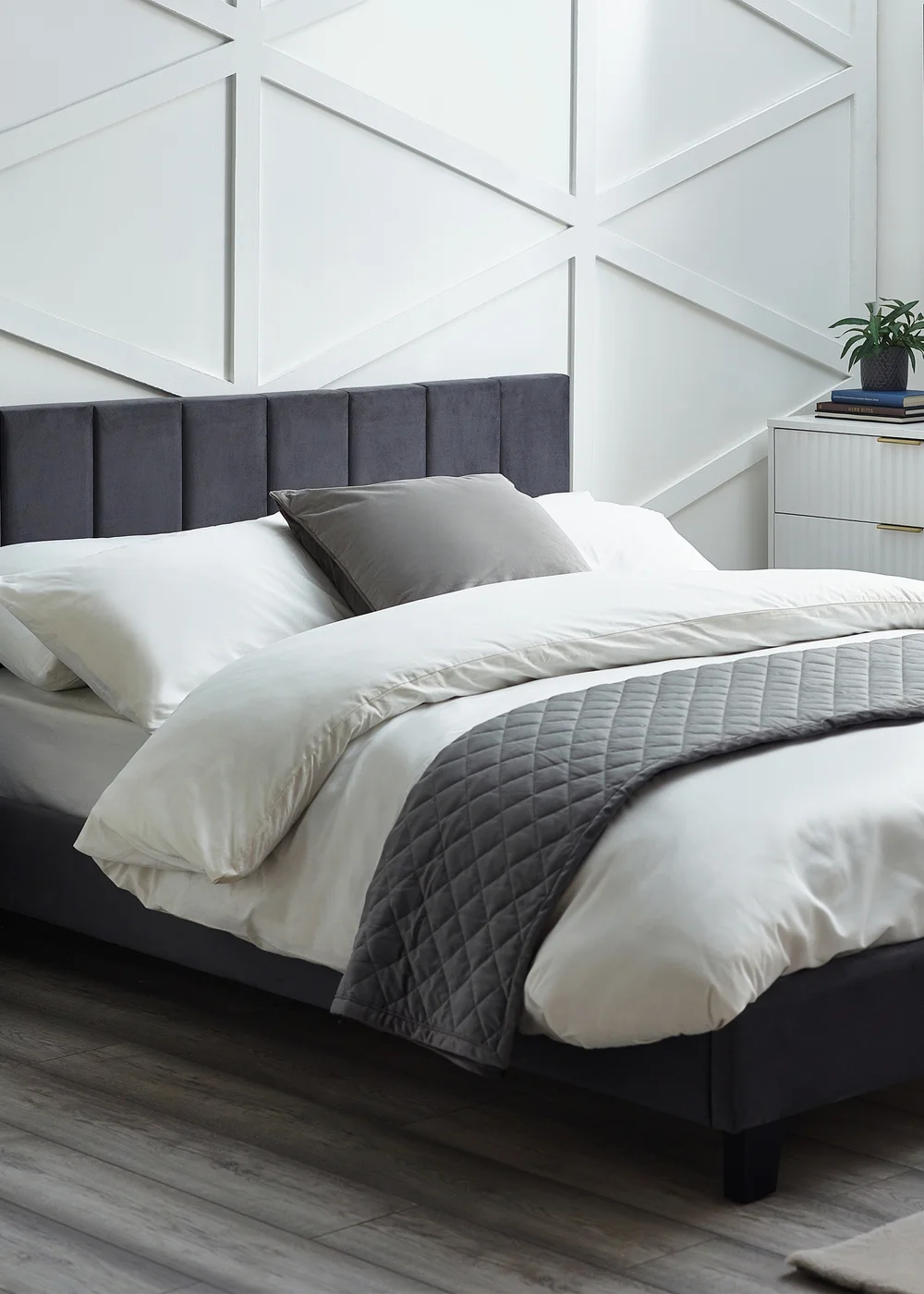 Julian Bowen Grey Rosa Bed - Double Image 1