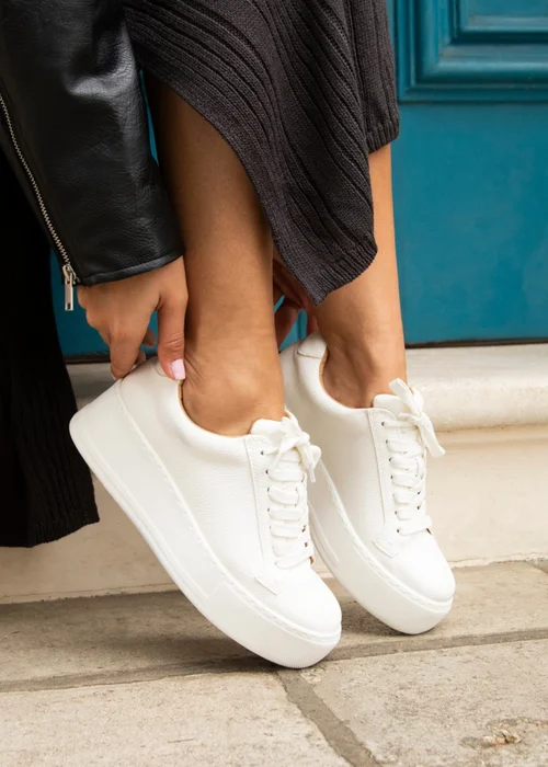 Linzi Twyla White Faux Leather Platform Trainer - Size 4 Image 1