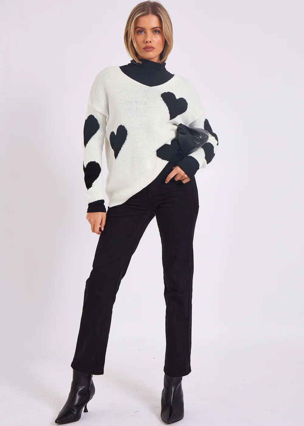 Gini London White V Neck Oversized Heart Knit Jumper - M/L Image 1