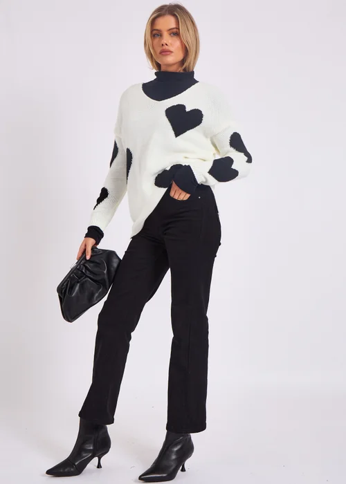 Gini London White V Neck Oversized Heart Knit Jumper - M/L Image 4