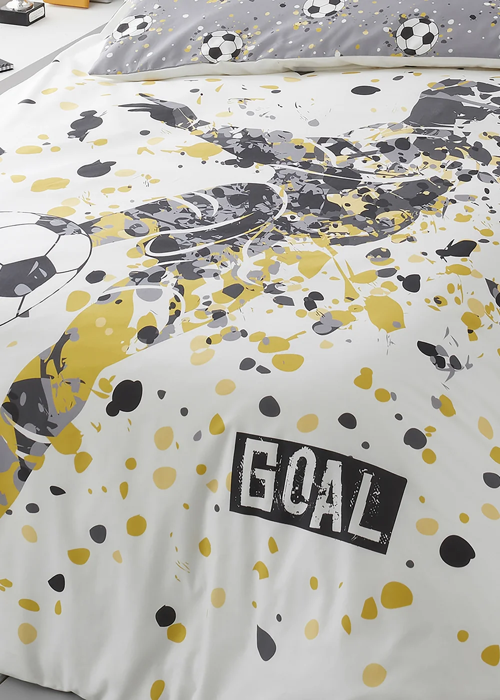 Bedlam Goal Reversible Gold Duvet Cover Set - Single Image 3