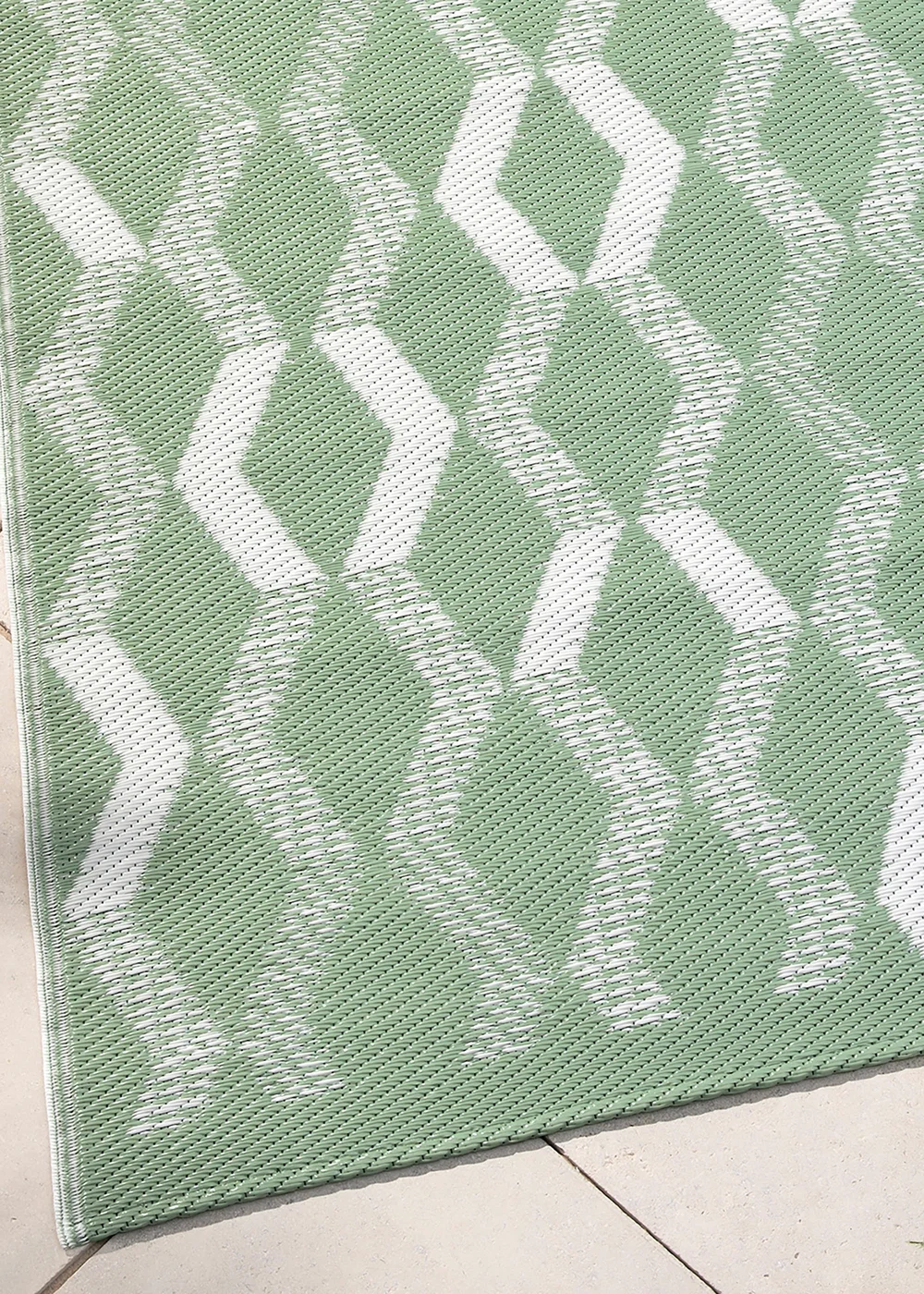 Fusion Rico Outdoor UV Resistant Green Outdoor Rug - 120 x 170 Image 2