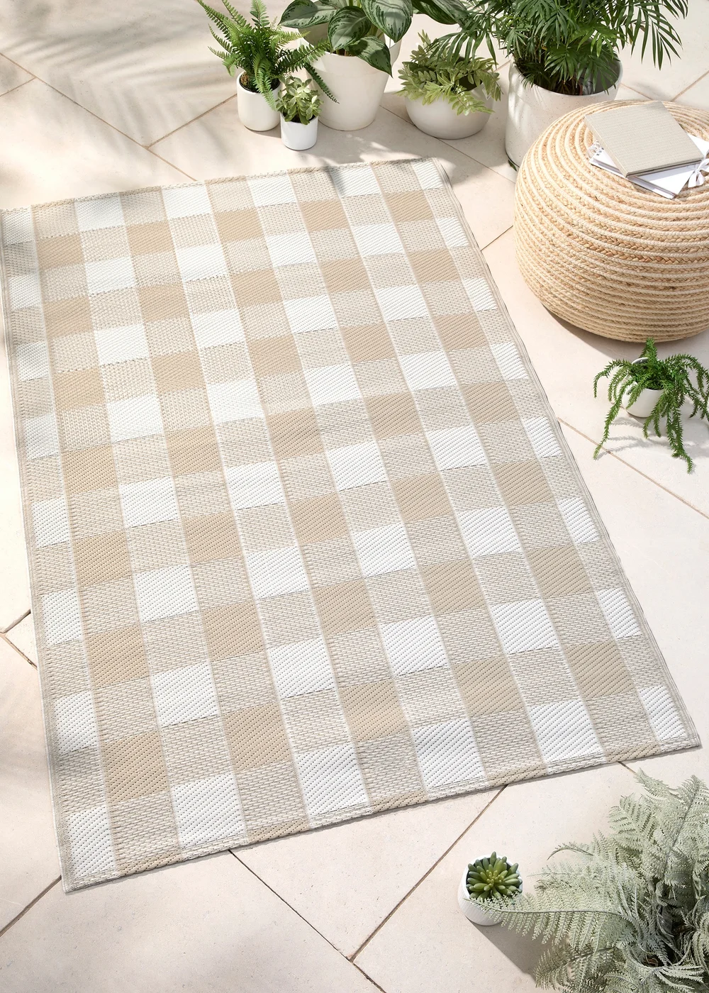 Dreams & Drapes Design Gingham Natural Outdoor Rug - 120 x 170 Image 1