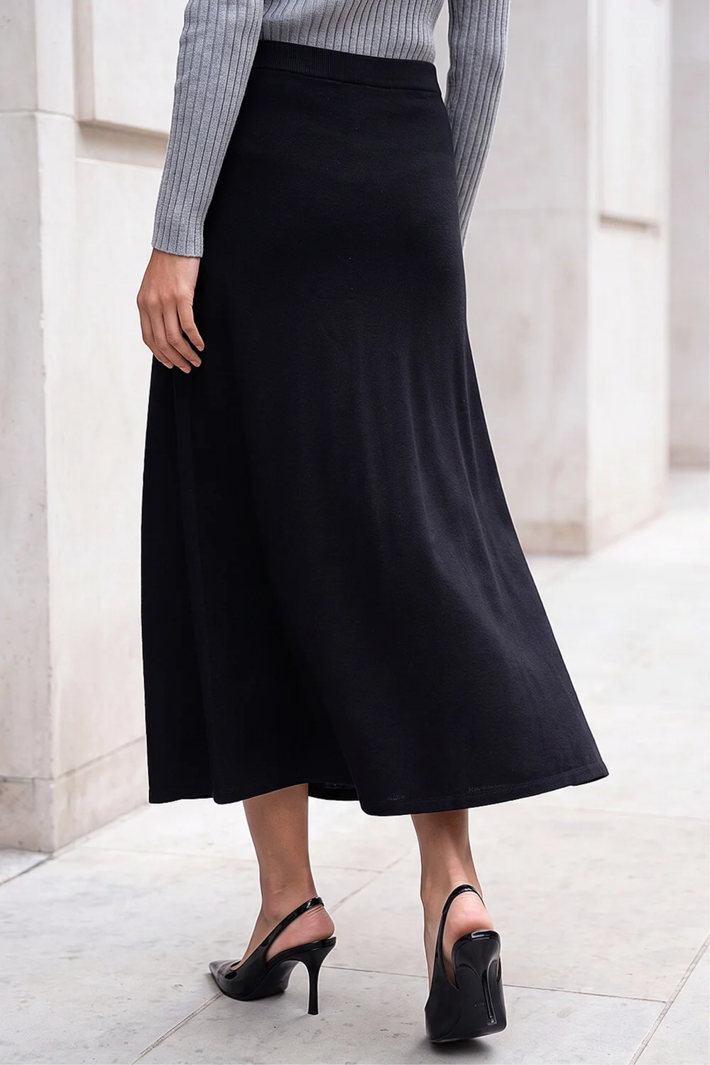 Roman Black A-Line Pull On Stretch Skirt - 14 Image 3