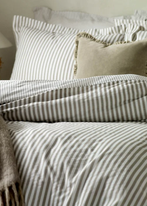 Yard Hebden Melange Stripe Pillowcase - 74cm x 50cm Image 2