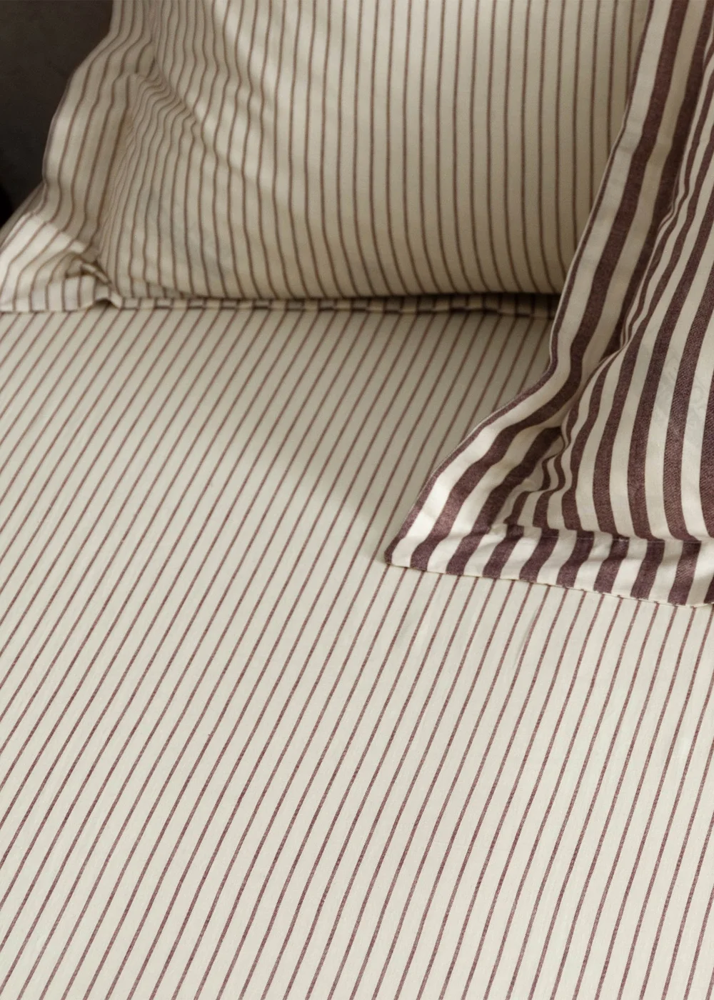 Yard Hebden Melange Stripe Fitted Sheet - Fitted Single Image 2