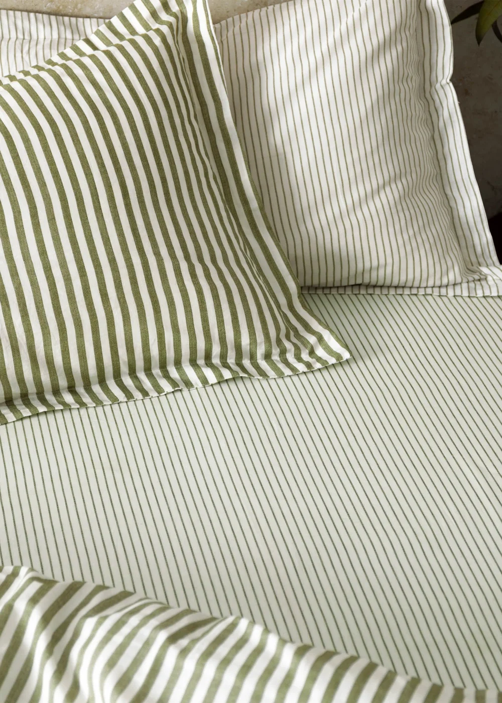 Yard Hebden Melange Stripe Fitted Sheet - Fitted Single Image 1