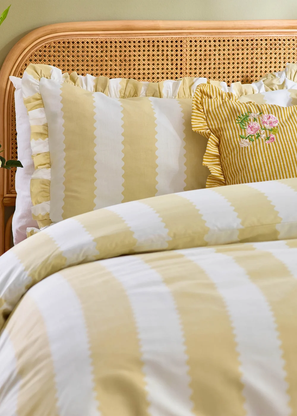 Wylder Birdie Stripe Ruffle Duvet Cover Set Butter Yellow - Single Image 2