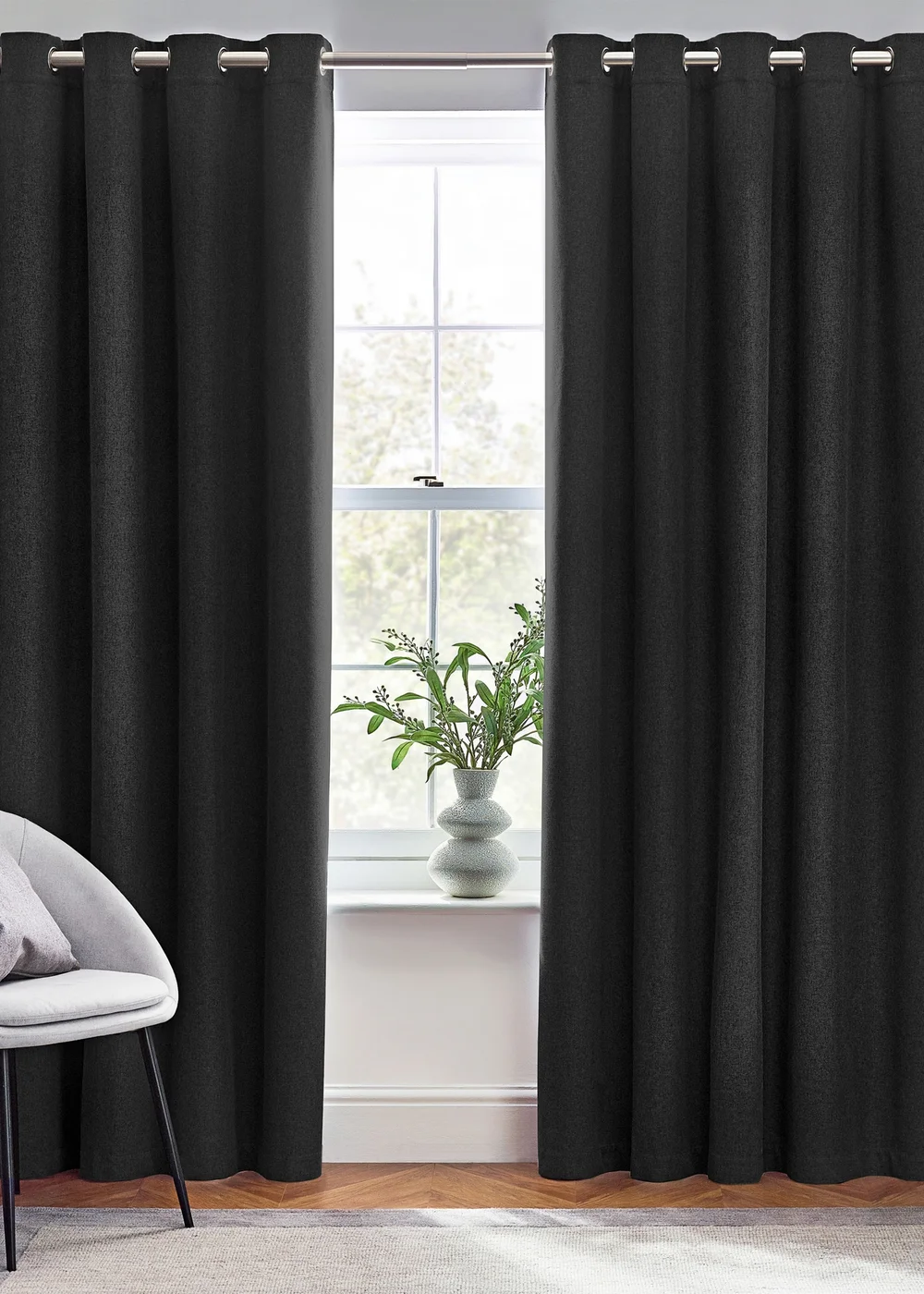 furn. Dawn 100% Blackout Thermal Eyelet Curtains Black - ZAC Image 2