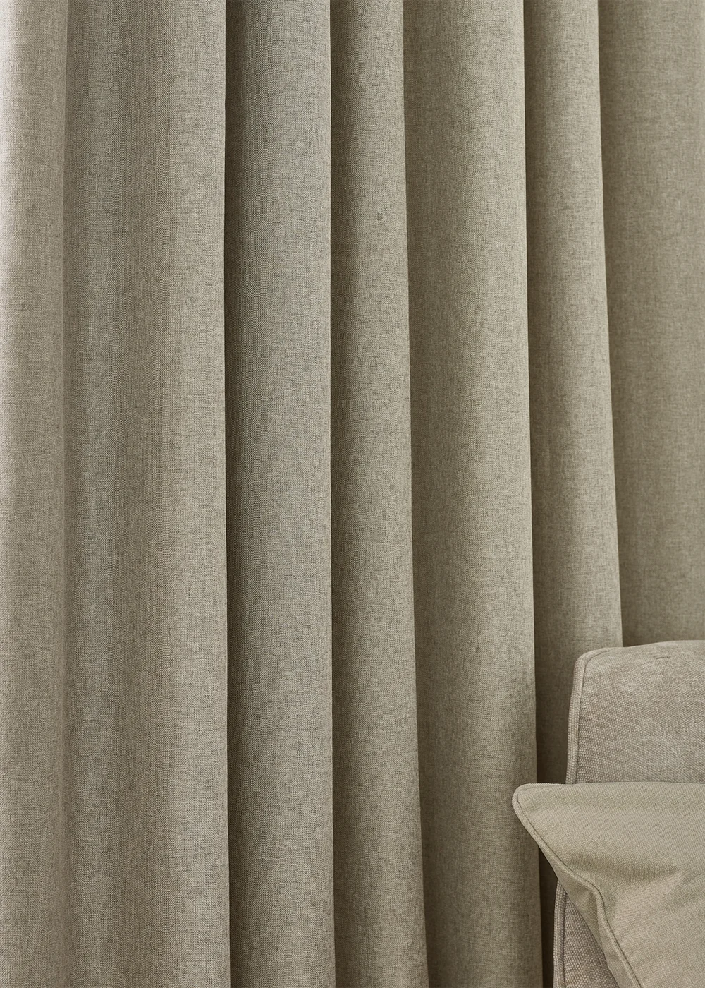 furn. Dawn 100% Blackout Thermal Pencil Pleat Curtains - 46W X 54D (117x137cm) Image 4