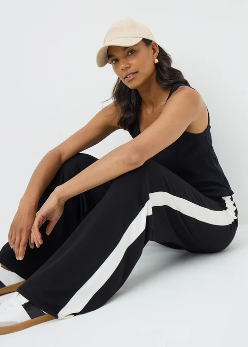 Black Side Stripe Wide Leg Trousers - Size 22 33 leg Image 3