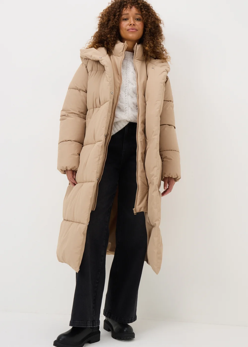 Beige Padded Long Wrap Coat - L Image 1