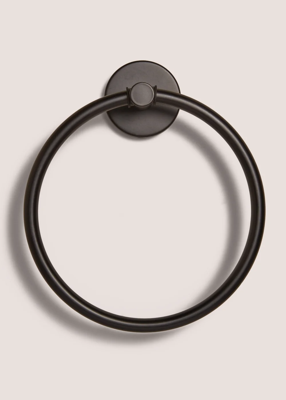 Black Towel Ring Image 1