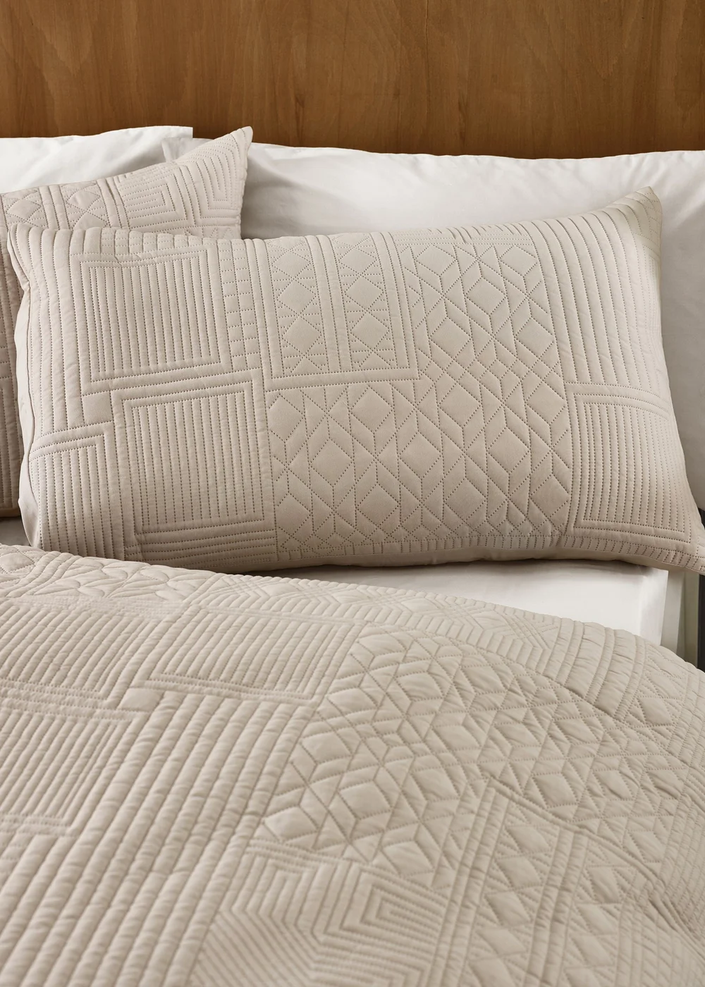 Catherine Lansfield Folkstone Geo Double Duvet Cover Set Natural - Single Image 2