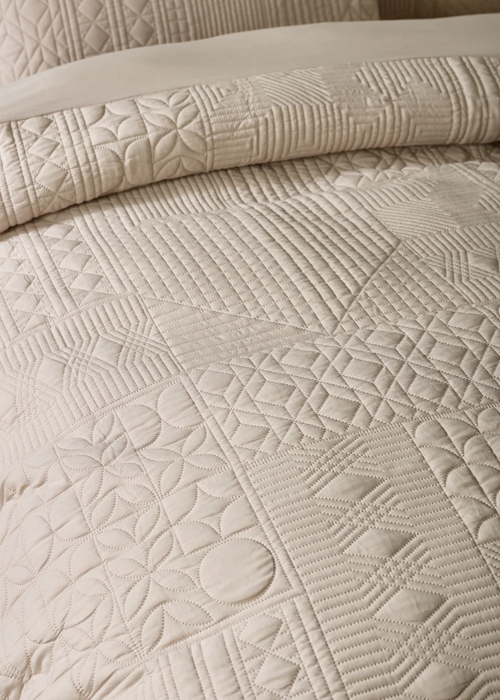 Catherine Lansfield Folkstone Geo Duvet Cover Set Natural - Single Image 3