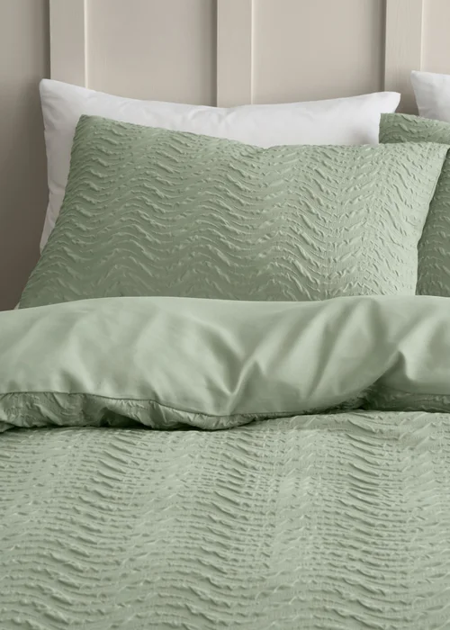 Catherine Lansfield Heatset Wave Duvet Cover Set Mint Green - Single Image 2