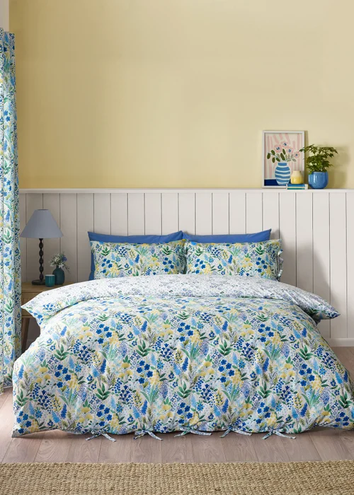 Catherine Lansfield Tilly Floral Reversible Duvet Cover Set - Double Image 1