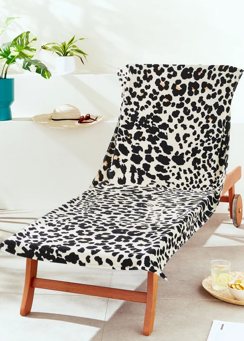 Catherine Lansfield Leopard Cotton Beach Sun Lounger Towel - One Size Image 1