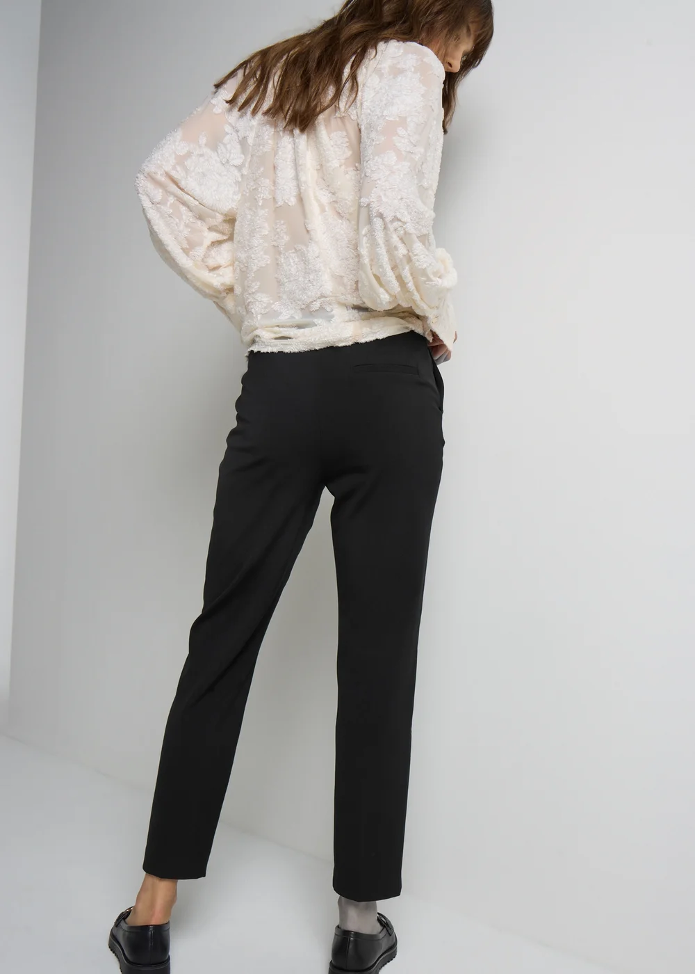 Et Vous Long Length Straight Leg Trousers - Size 22 33 leg Image 3
