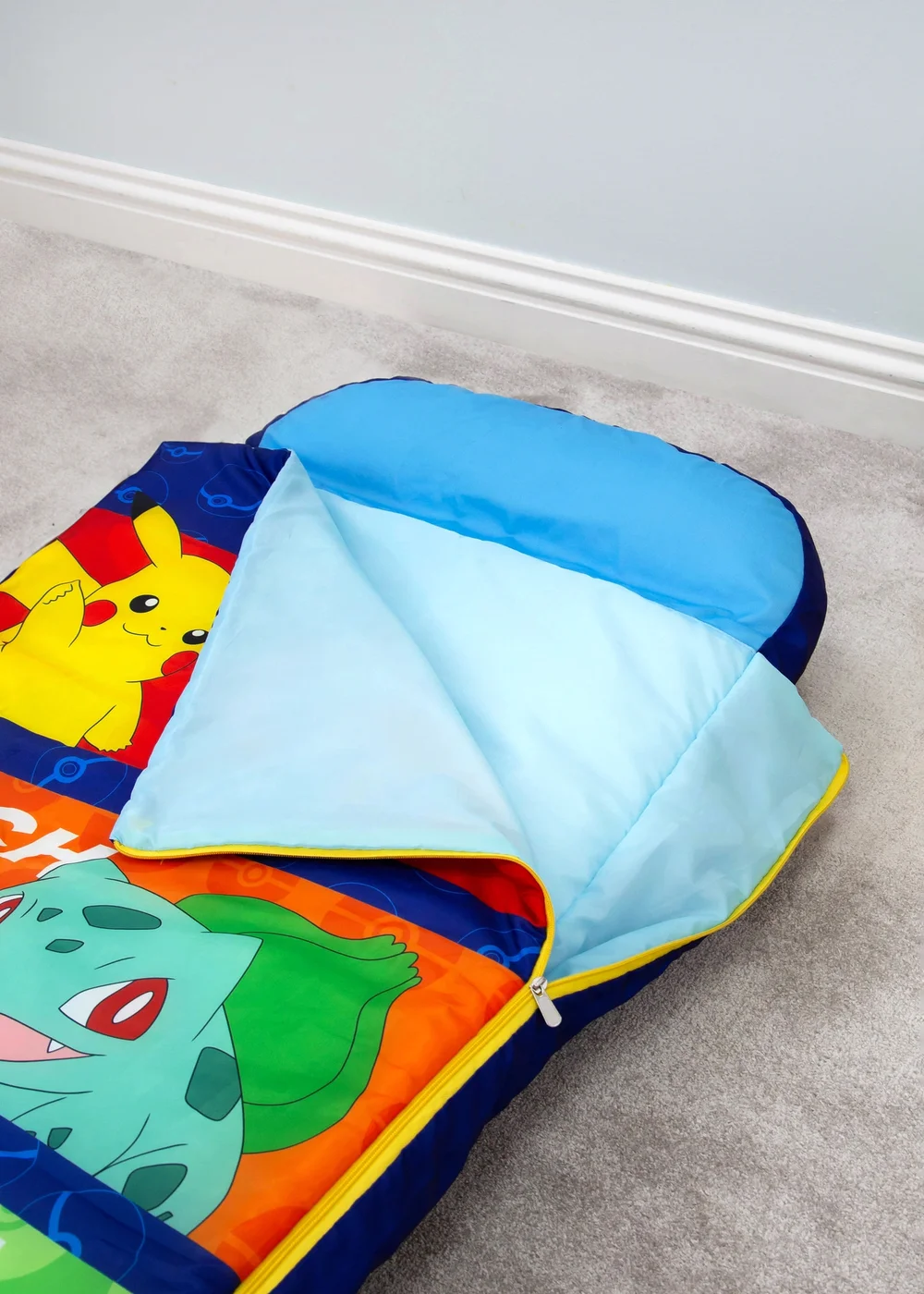 Pokemon Catch Inflatable Ready Bed Sleeping Bag - One Size Image 2