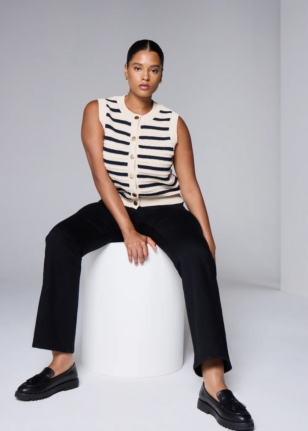 Black Bootcut Jeans - Size 08 29 leg Image 1