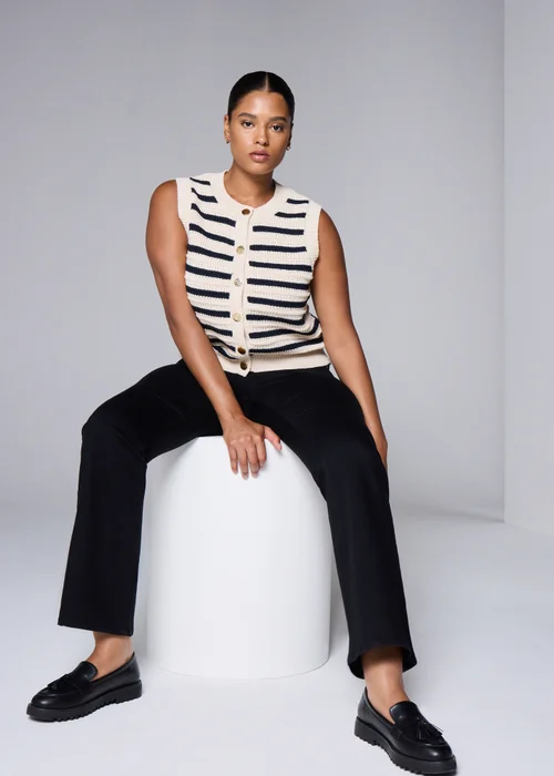 Black Bootcut Jeans - Size 08 29 leg Image 1