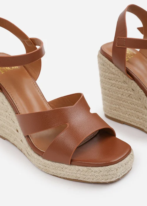 Where's That From Tan PU Sansa Wedge Shoes - Size 4 Image 4