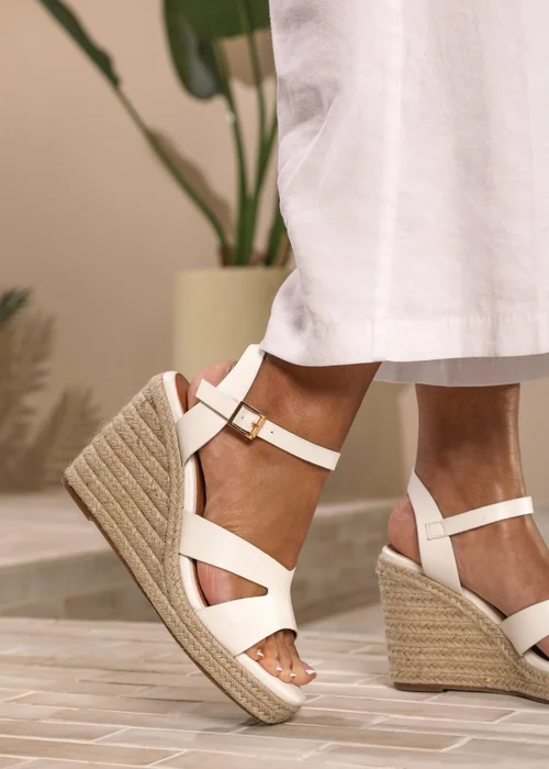 Where's That From White-PU Wide-Fit Black PU Sansa Wedge Shoes - 8 Image 5