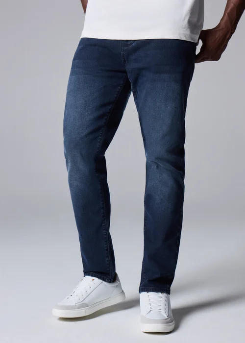 Blue Black Wash Tapered Jeans - 30 Waist Regular Image 3