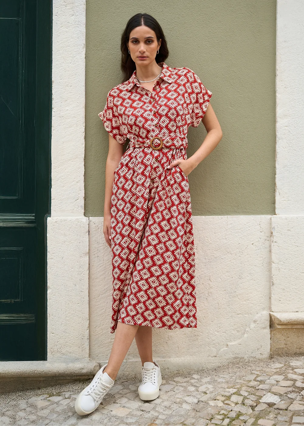Yumi Red Viscose Midi Shirt Dress With Matching Belt - 14 Image 2
