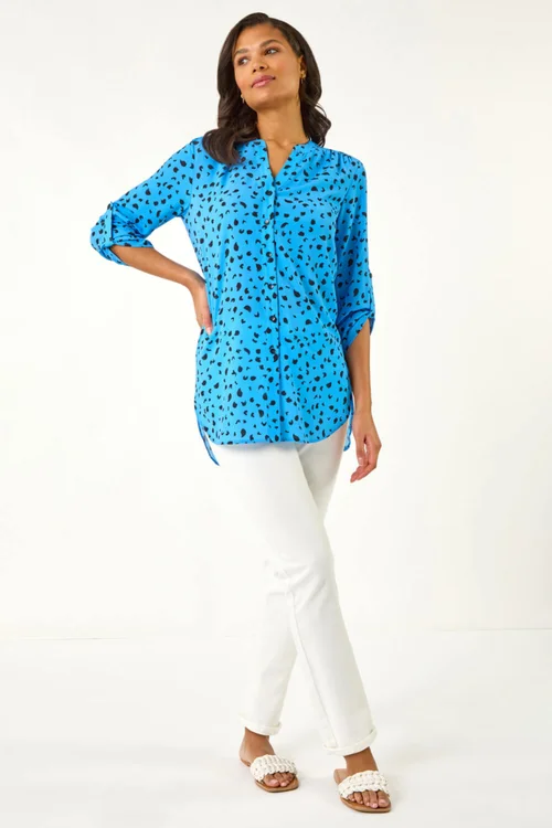 Roman Blue Spot Print V-Neck Button Blouse - Size 20 Image 3
