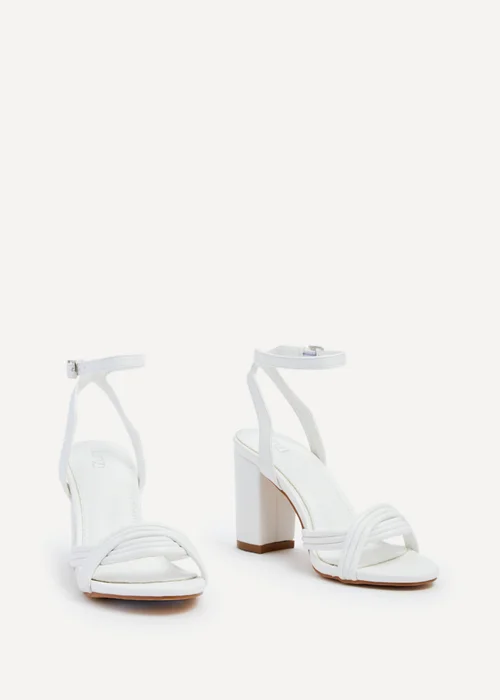 Linzi Regina White Faux Leather Block Heeled Sandal - Size 5 Image 3