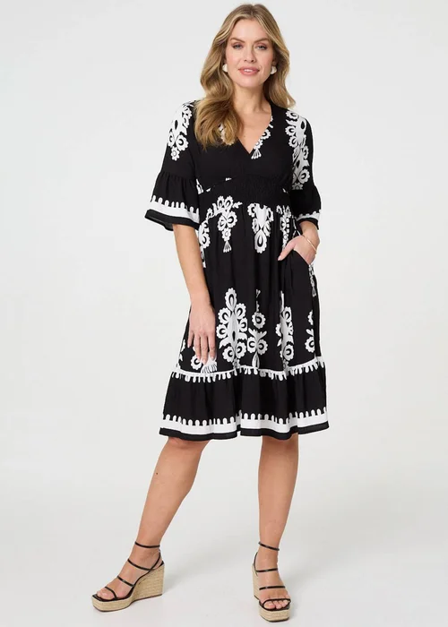 Izabel London Black Ikat Print Relaxed Short Dress - 8 Image 4
