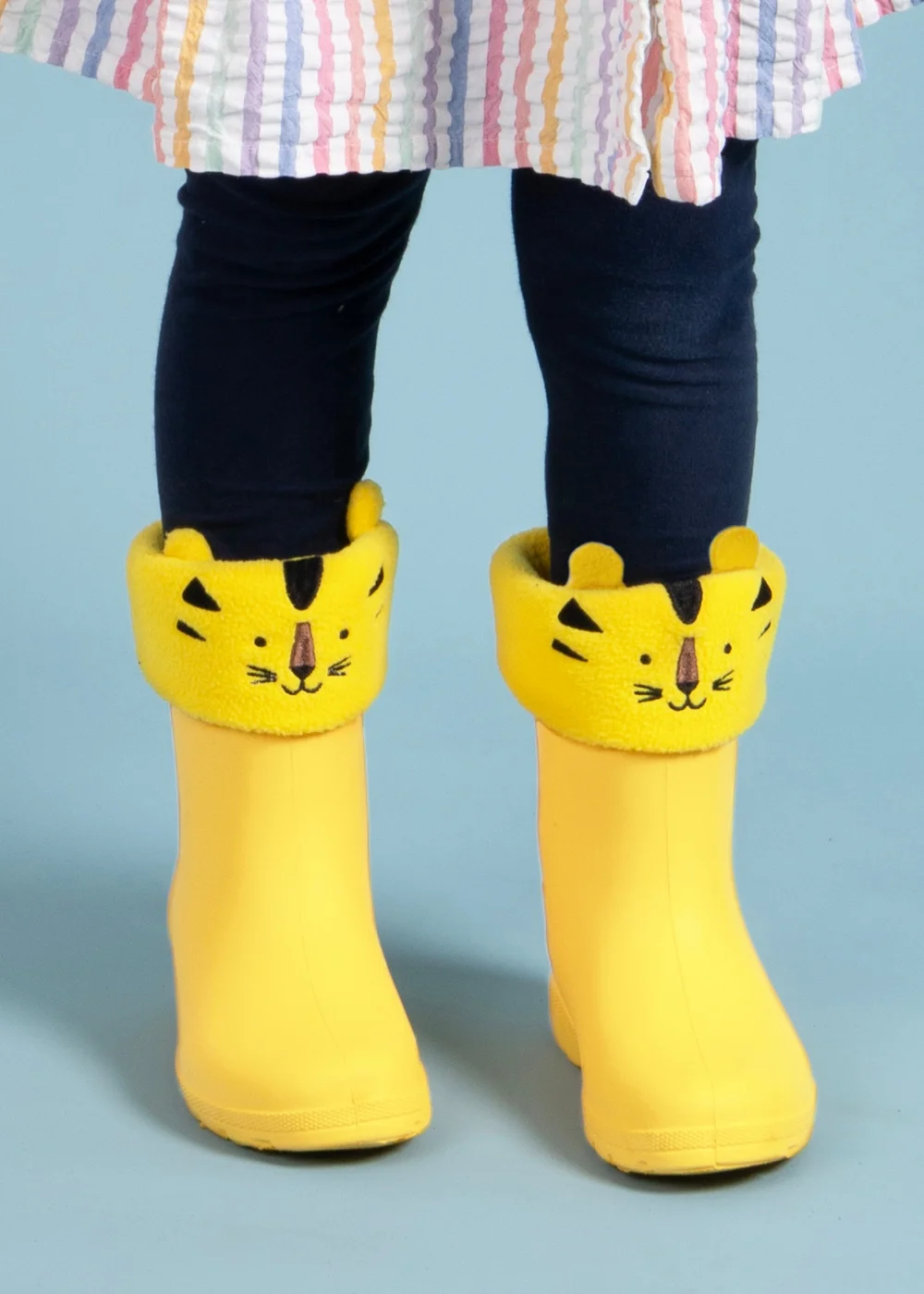 Totes Cirrus Yellow Childrens Novelty Welly Liner - Size 5-6 Image 2