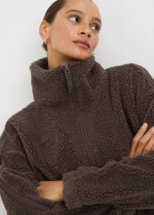 Chocolate Borg Zipped Jacket - L Image 3