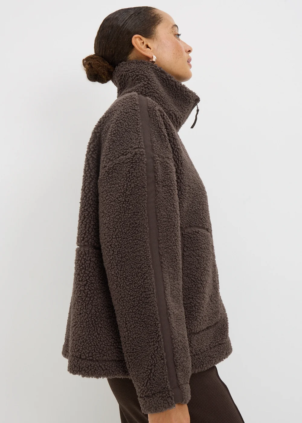 Chocolate Borg Zipped Jacket - L Image 2