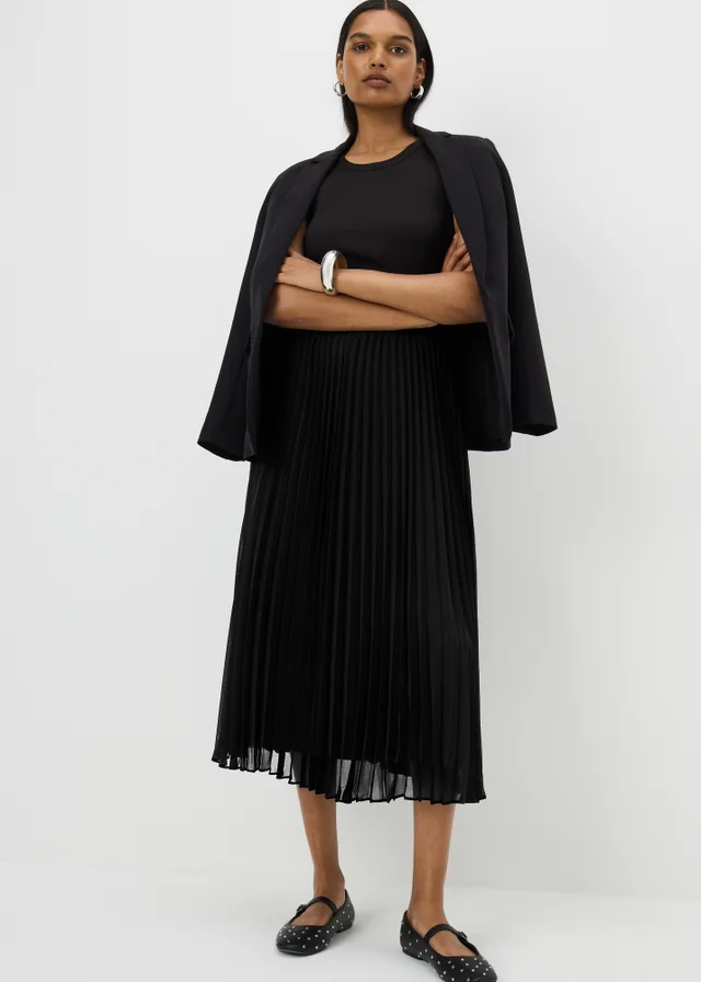 Black Pleated Midi Skirt
