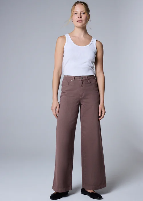 Brown Wide Leg Jeans - Size 22 31 leg Image 1