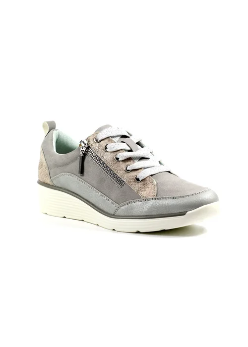 Lunar Silver Kiley Trainer - Size 4 Image 2