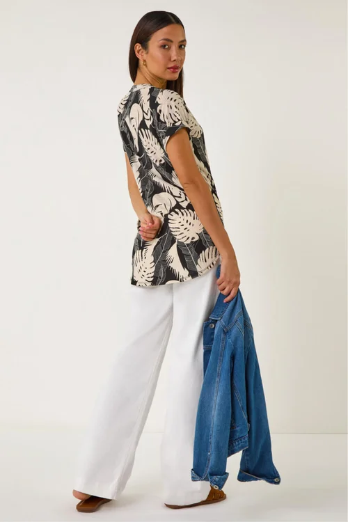 Roman Stone Textured Leaf Print V-Neck Stretch Top - 18 Image 3