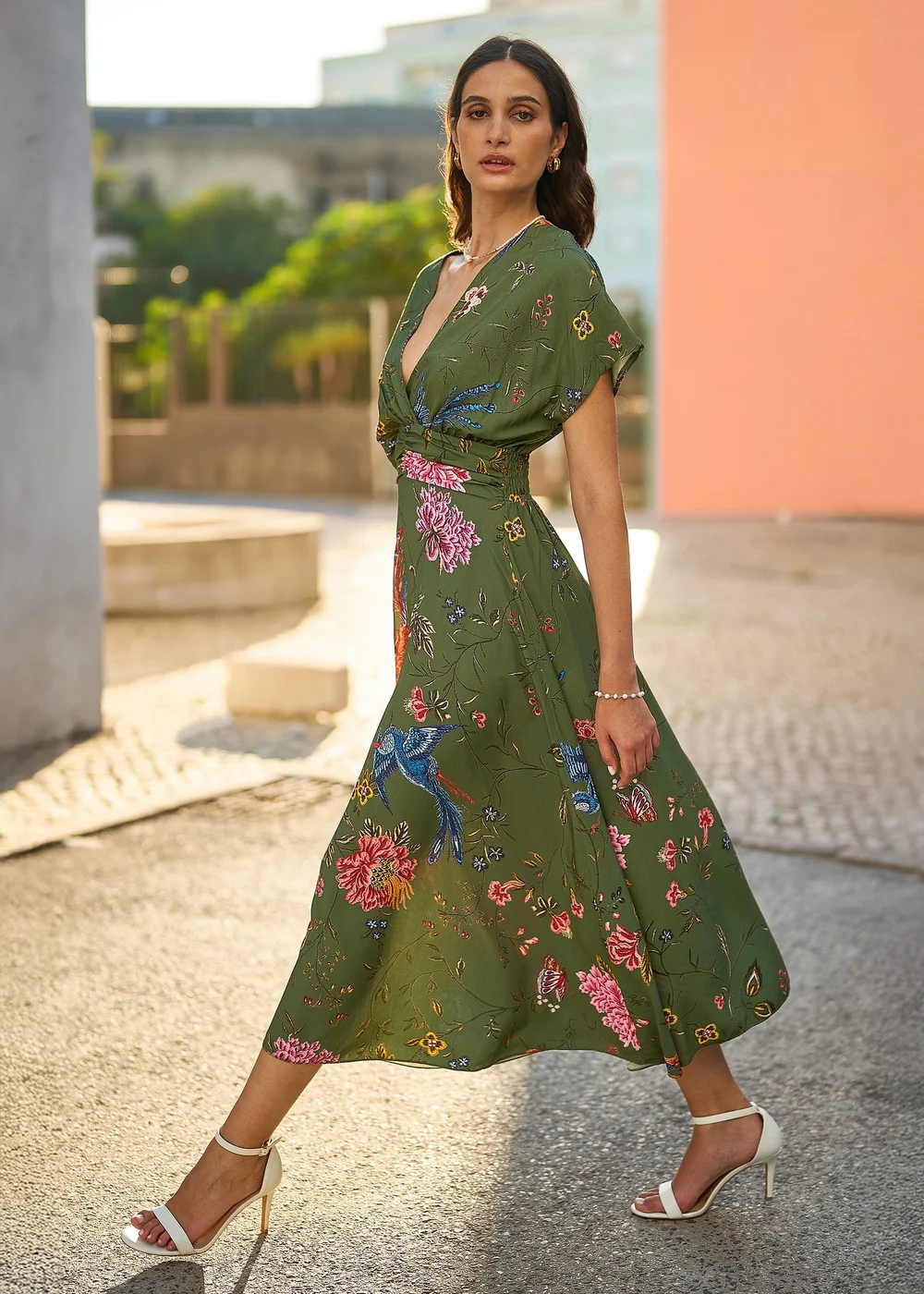 Yumi Green Bird and Floral Print Ruched Waist Kimono Midi Dress - 12 Image 2
