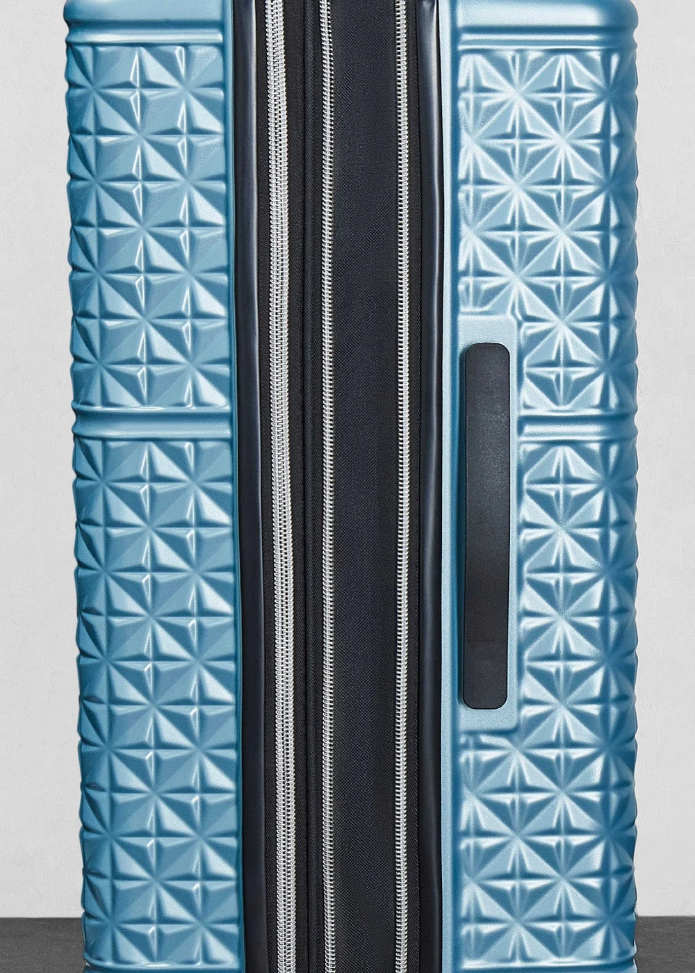 Rock Maya Suitcase Blue - Cabin Image 4
