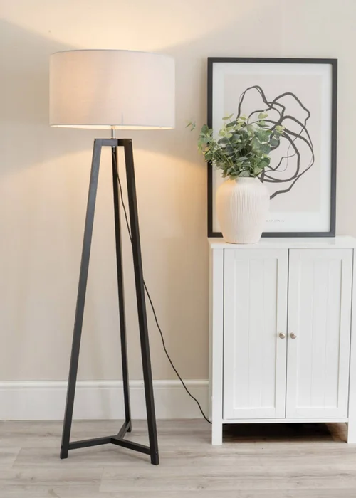 ValueLights Lottie Painted Black Floor Lamp with Large Drum Shade - One Size Image 3