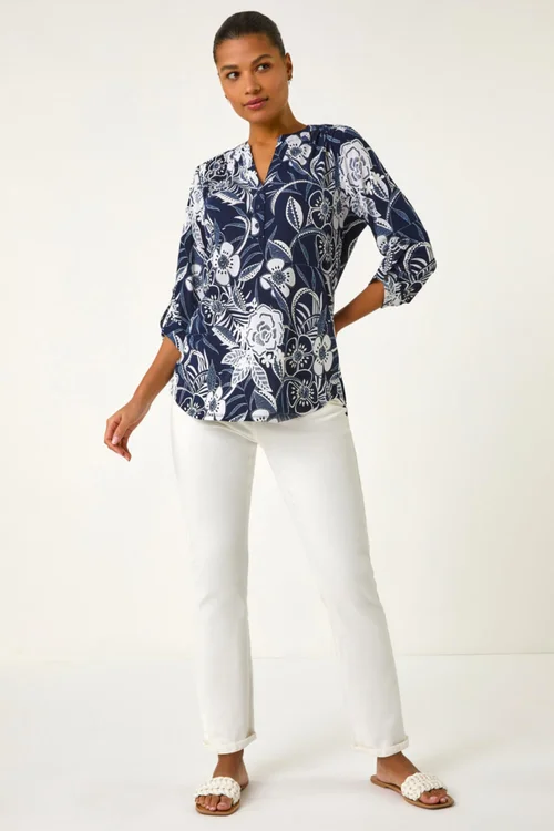 Roman Navy Textured Floral Print V-Neck Stretch Shirt - Size 14 Image 3