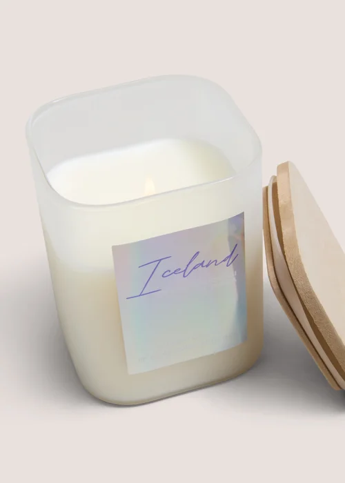 Iceland Candle Image 2