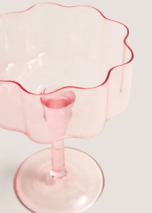 Pink Scalloped Wine Glass Image 2