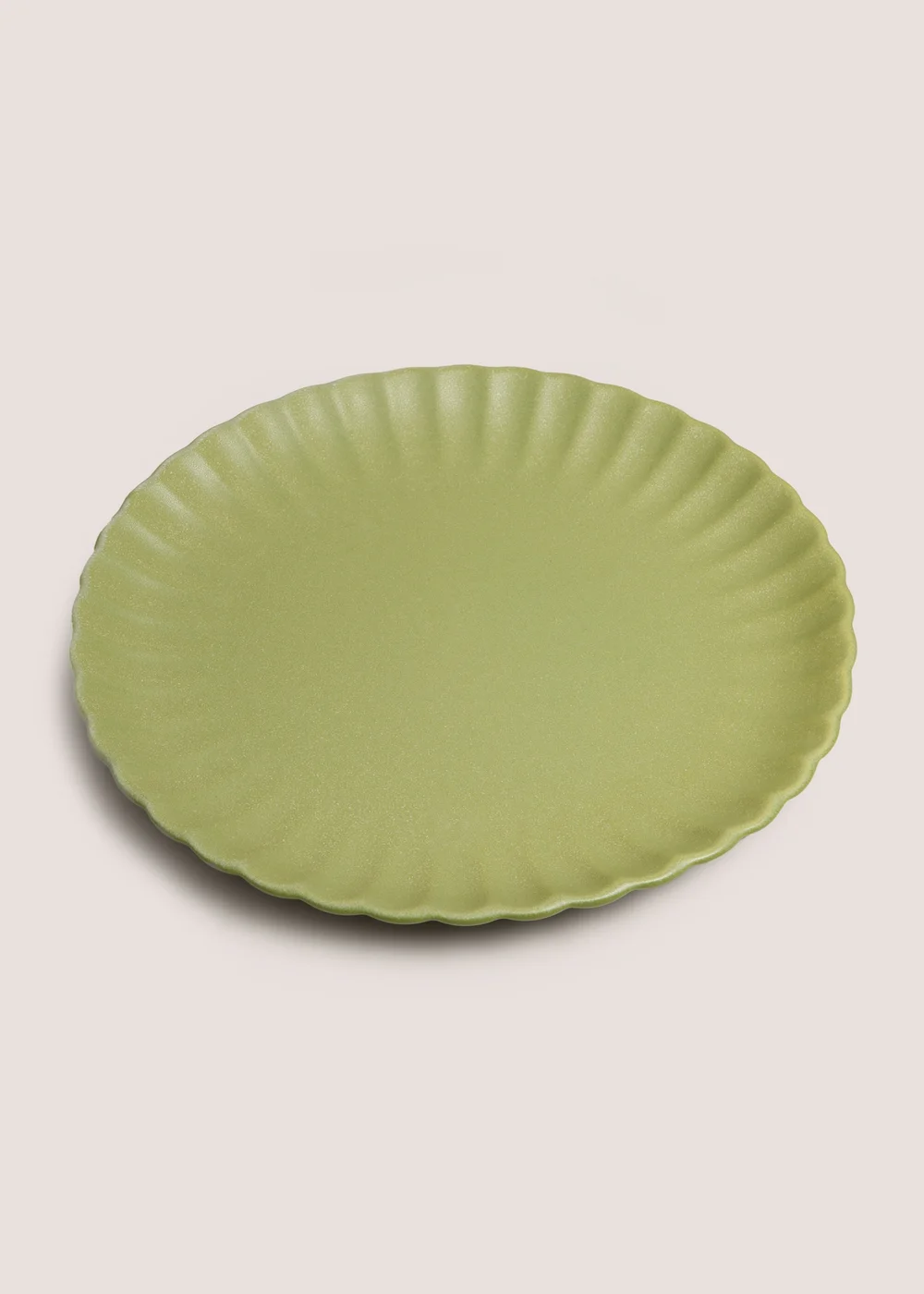 Green Scalloped Dinner Plate Image 1