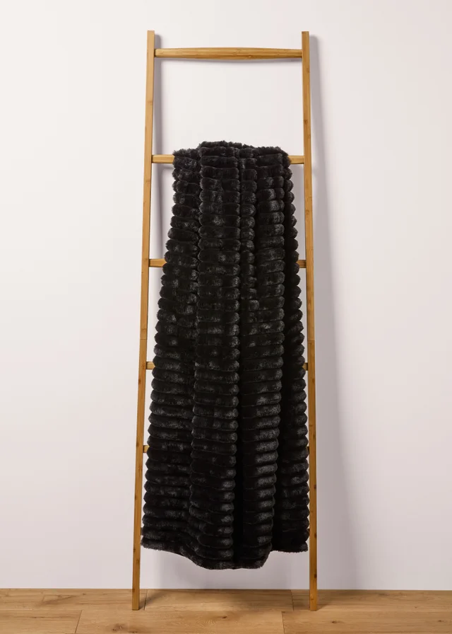 Black Ribbed Faux Fur Throw